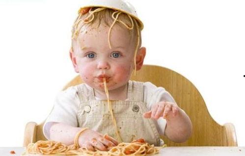 孩子吃瓜开始吐,孩子成长中的趣味与挑战