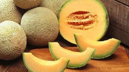 吃哈密瓜被呛到嗓子很痛,如何避免意外发生？