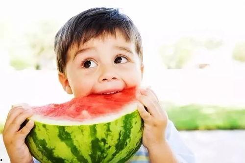 微信恶搞吃瓜,揭秘网络狂欢背后的真相