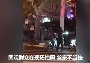 在现场吃瓜群众视频,现场吃瓜群众视角下的精彩瞬间回顾